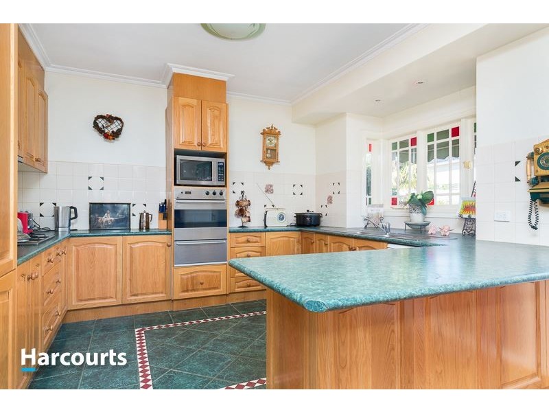 19 Louise Baille Avenue, Narre Warren South VIC 3805