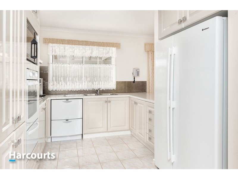 2 Houlden Court, Narre Warren VIC 3805