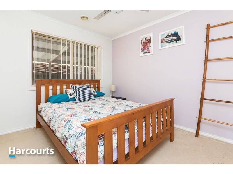 16 Balmaceda Court, Berwick VIC 3806