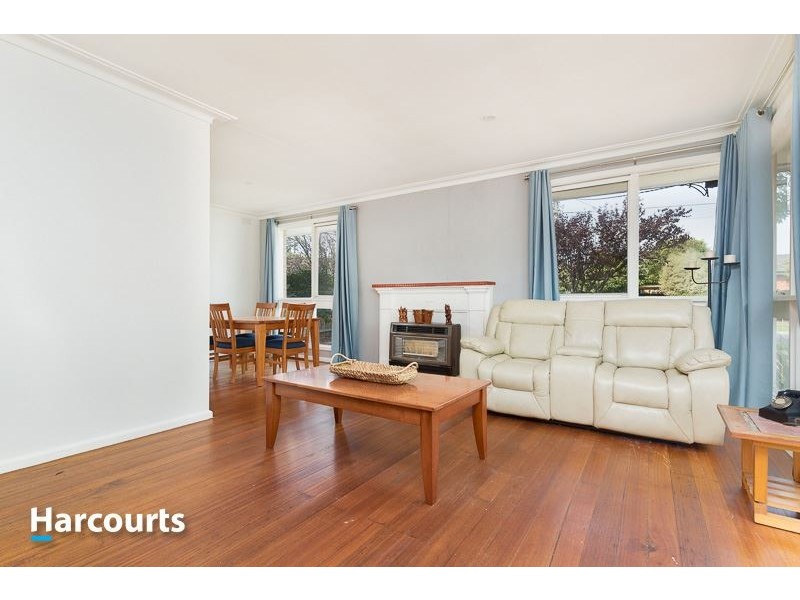 40 Edinborough Street, Hallam VIC 3803