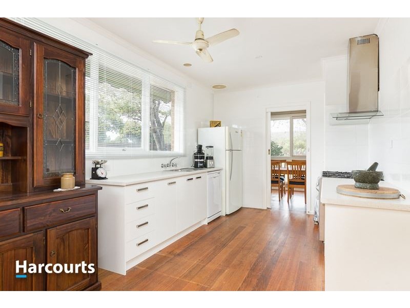 40 Edinborough Street, Hallam VIC 3803