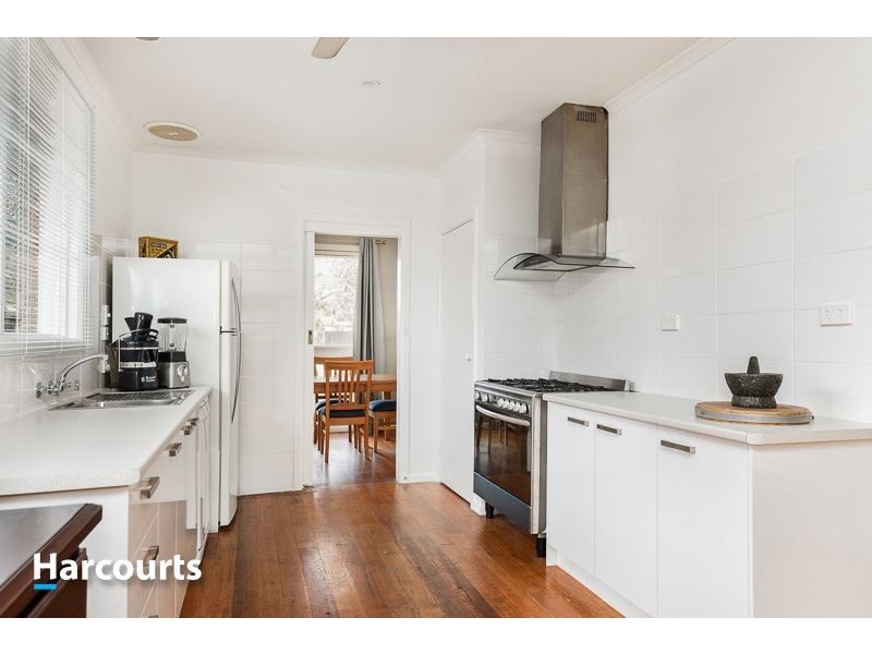 40 Edinborough Street, Hallam VIC 3803