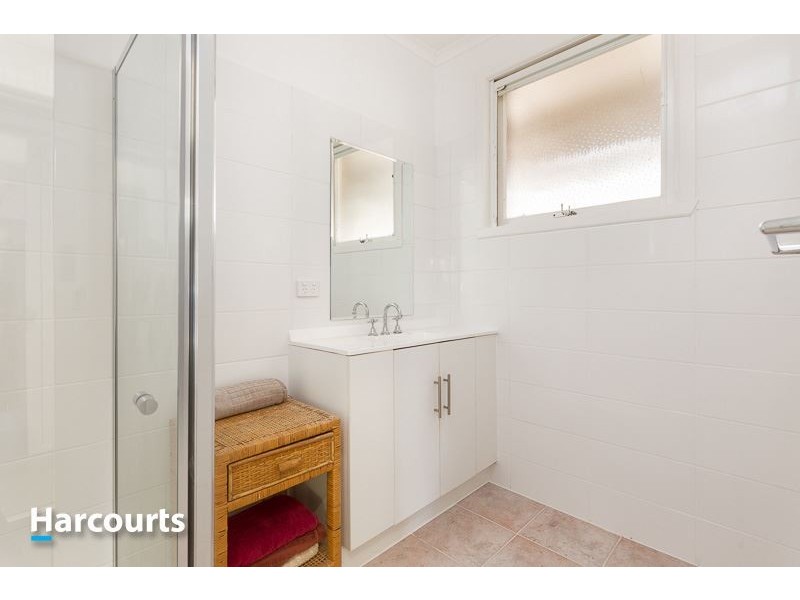 40 Edinborough Street, Hallam VIC 3803