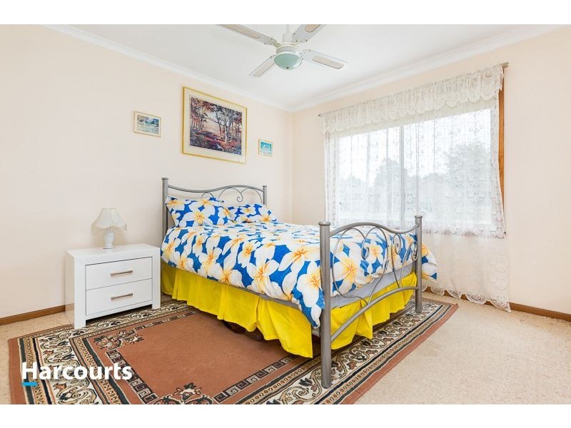 19 Templeton Crescent, Pakenham VIC 3810