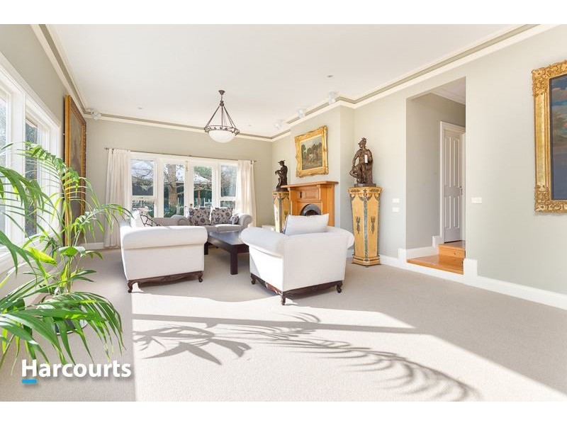 12-14 Caserta Drive, Berwick VIC 3806