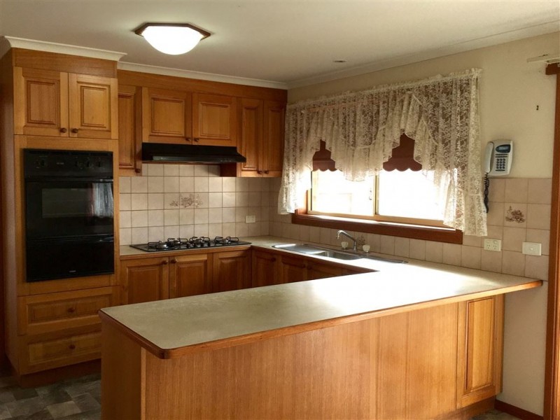 3 Dryden Court, Berwick VIC 3806