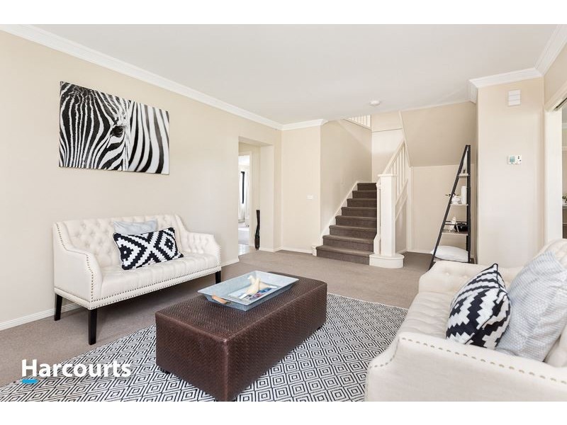 95 The Esplanade, Narre Warren South VIC 3805