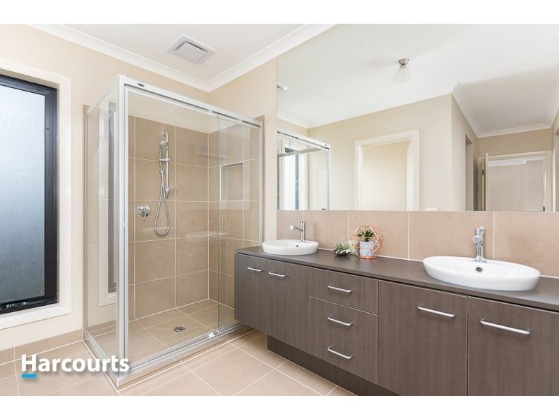 95 The Esplanade, Narre Warren South VIC 3805