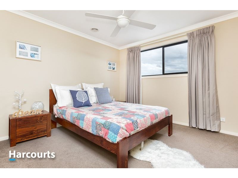 95 The Esplanade, Narre Warren South VIC 3805