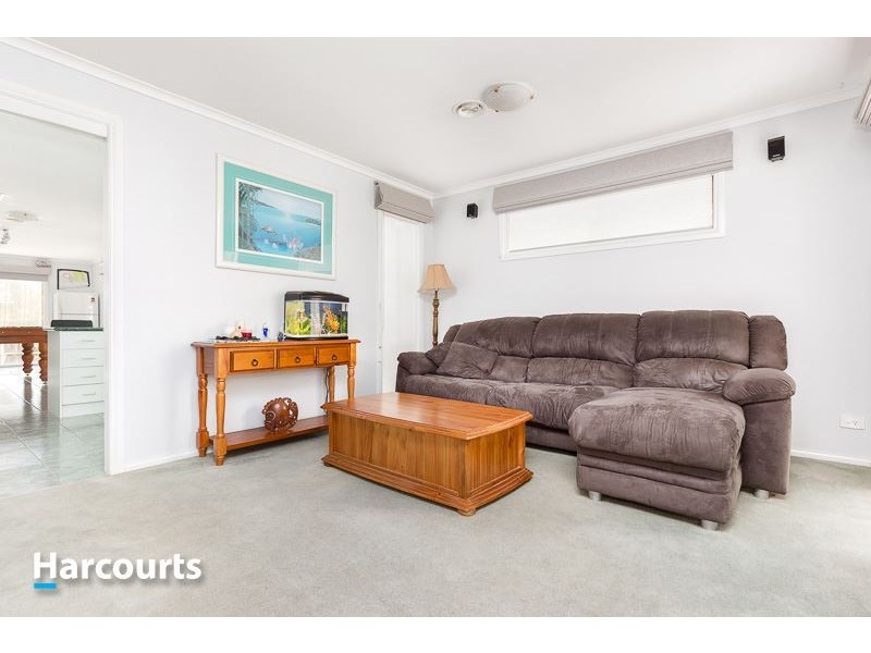 35 Allunga Parade, Berwick VIC 3806