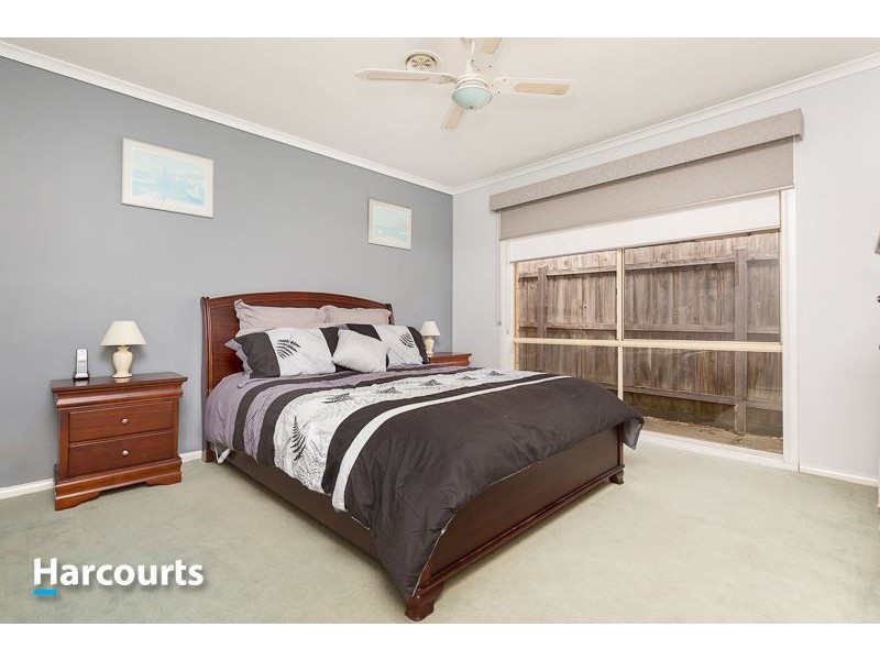 35 Allunga Parade, Berwick VIC 3806