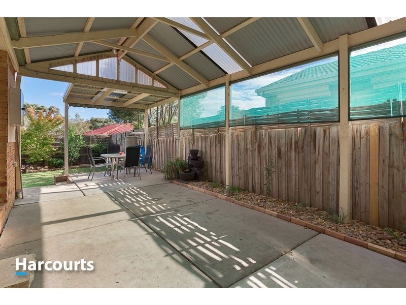 35 Allunga Parade, Berwick VIC 3806