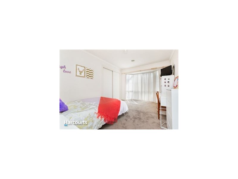 48 Chirnside Road, Berwick VIC 3806