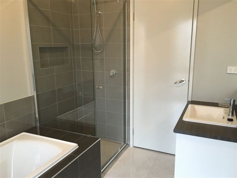 39 Lemongrove Place, Berwick VIC 3806