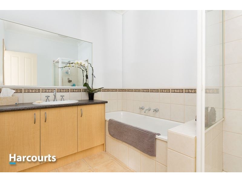 29 Wilona Way, Berwick VIC 3806