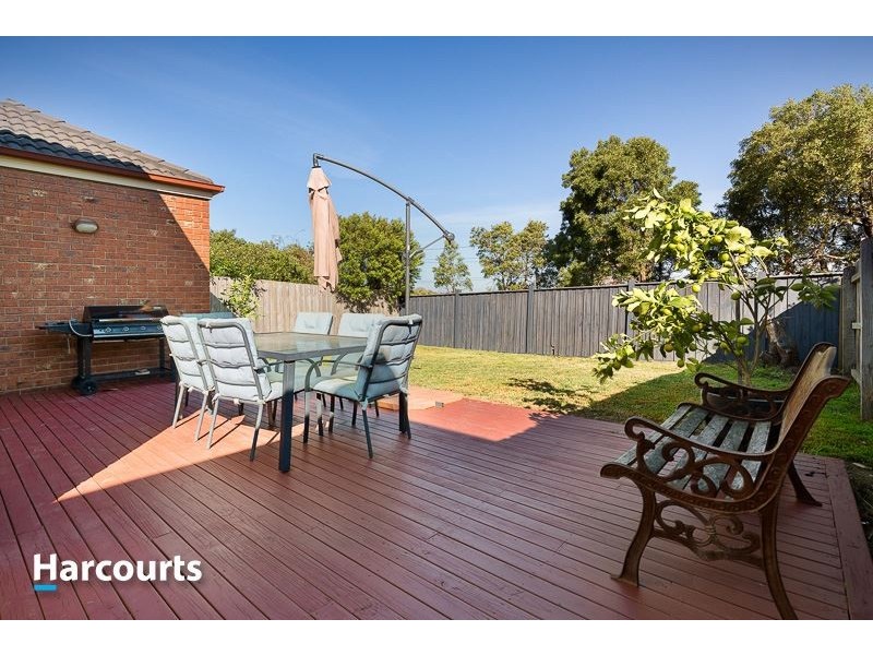 29 Wilona Way, Berwick VIC 3806