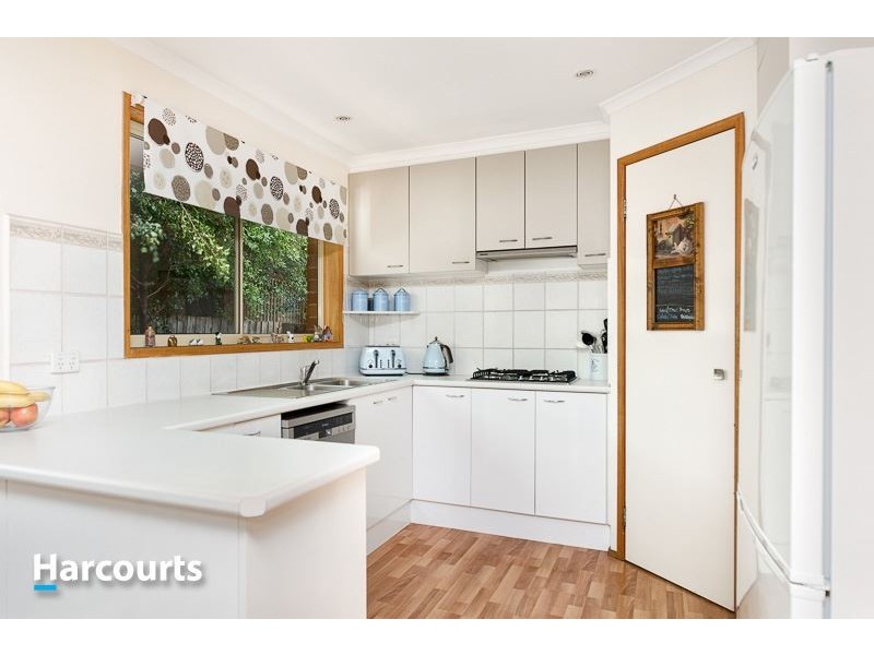 31 Euroa Avenue, Berwick VIC 3806