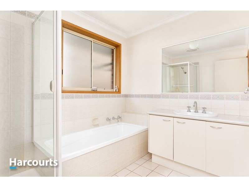 31 Euroa Avenue, Berwick VIC 3806