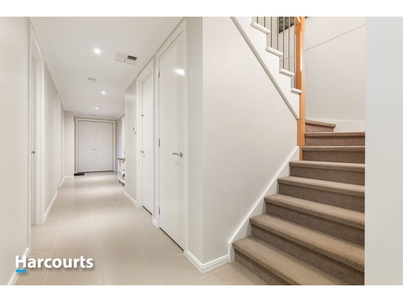 3 Siandra Place, Berwick VIC 3806