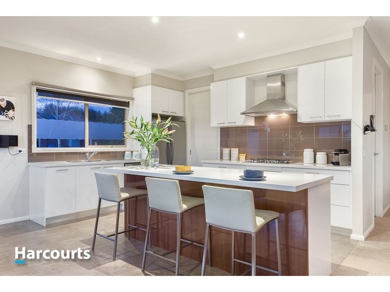 3 Siandra Place, Berwick VIC 3806