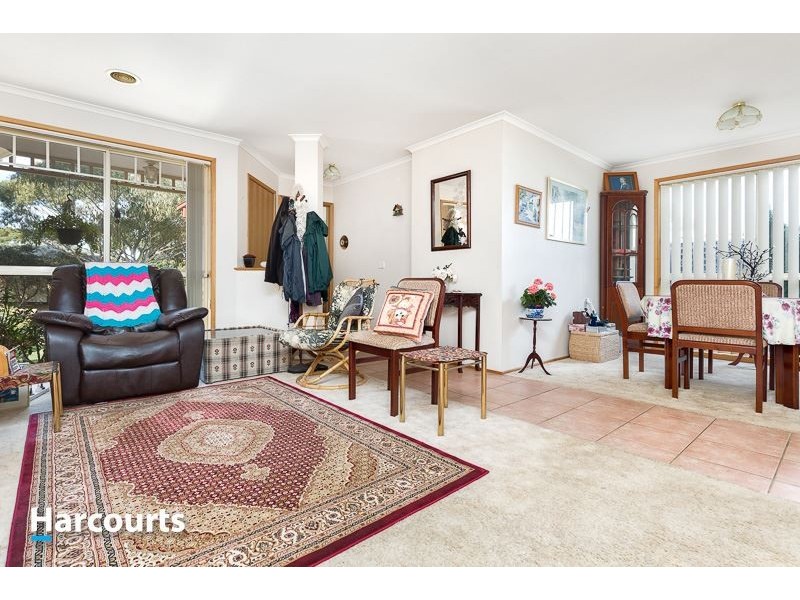 7 Wanderer Court, Berwick VIC 3806