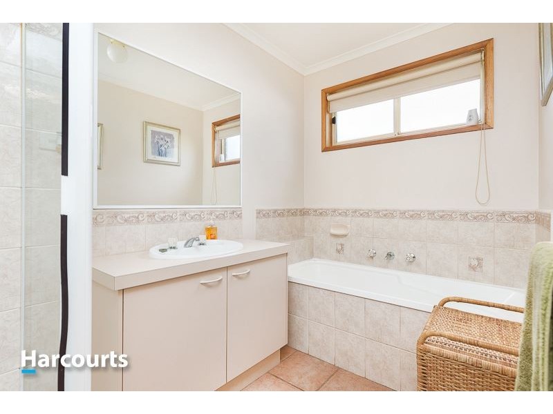 7 Wanderer Court, Berwick VIC 3806