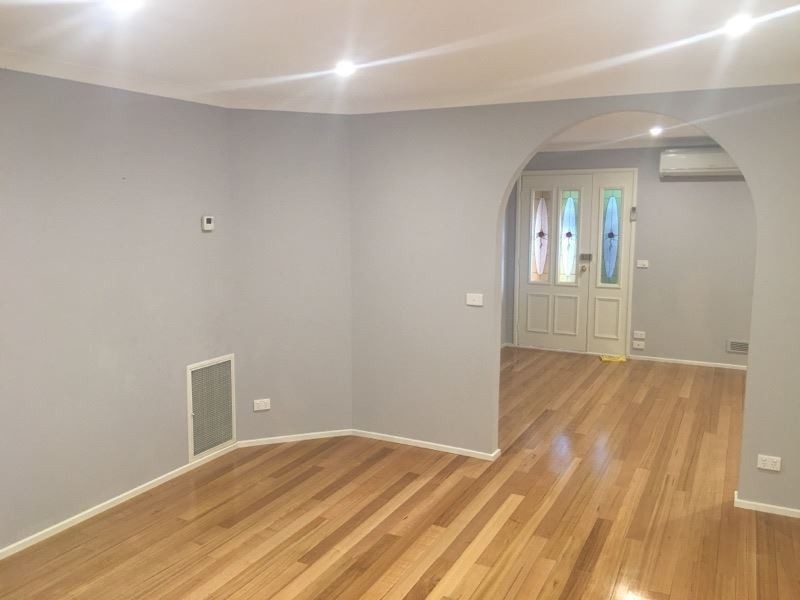 5 Adelong Court, Berwick VIC 3806