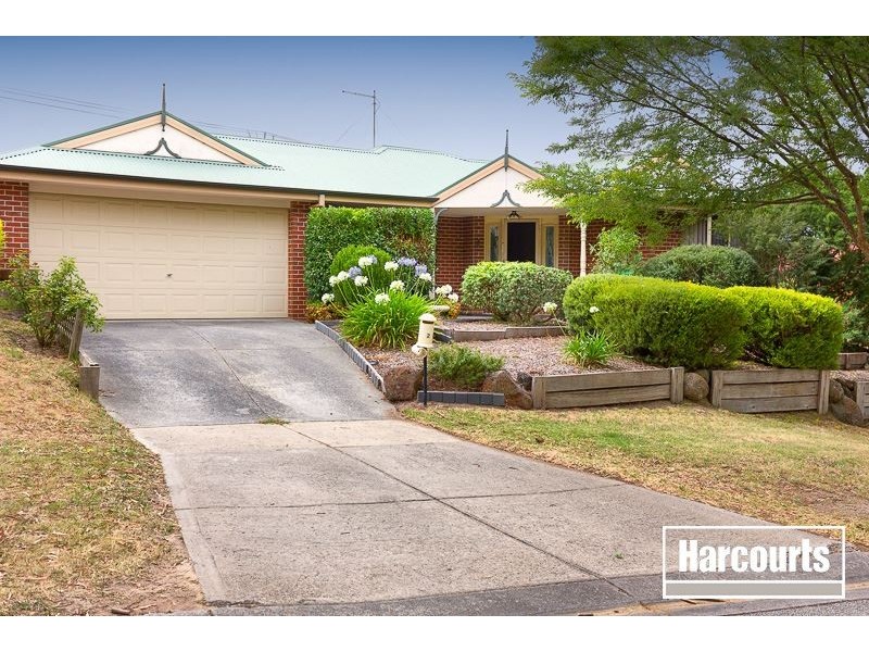 2 Nestle Retreat, Berwick VIC 3806