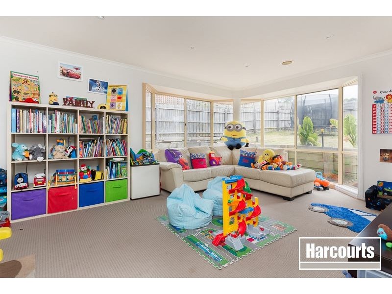 2 Nestle Retreat, Berwick VIC 3806