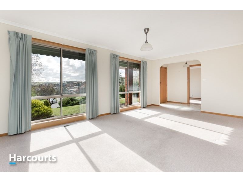 4 Hasken Court, Berwick VIC 3806