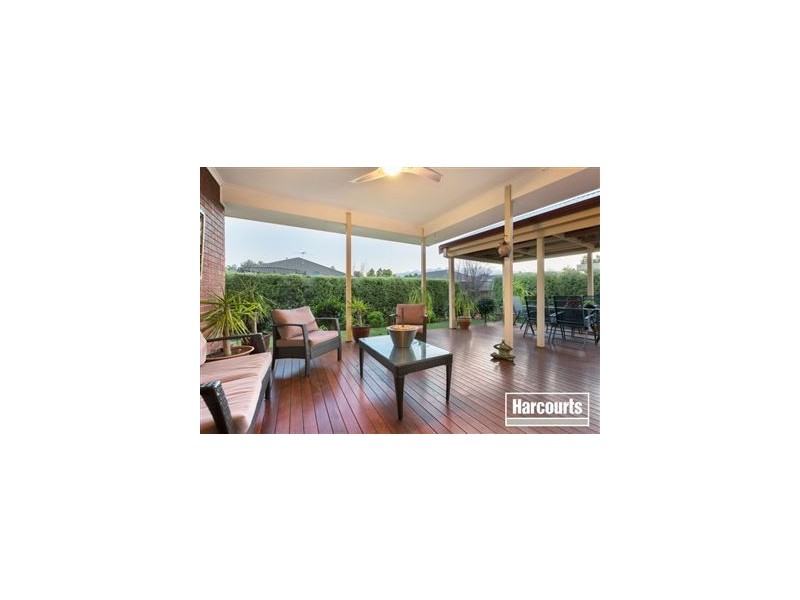 5 Angelique Street, Berwick VIC 3806