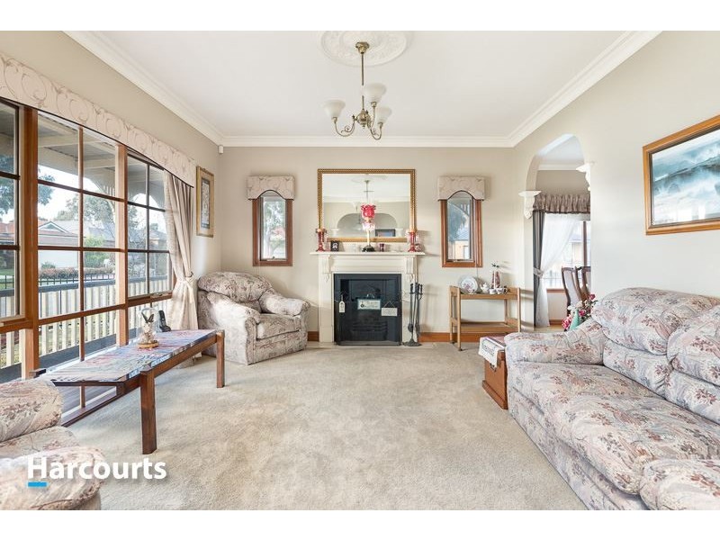 3 Don Collins Way, Berwick VIC 3806