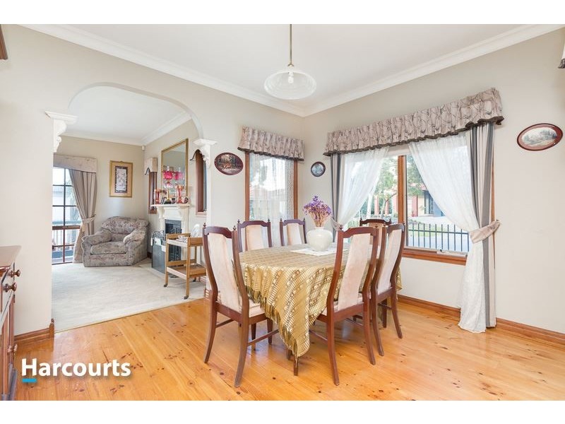 3 Don Collins Way, Berwick VIC 3806
