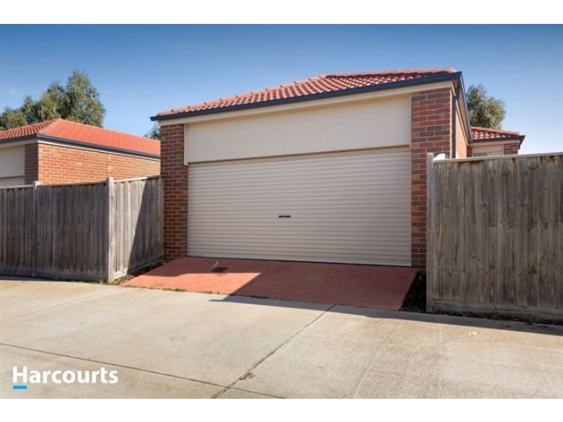 26 Hawkeseye Way, Cranbourne East VIC 3977