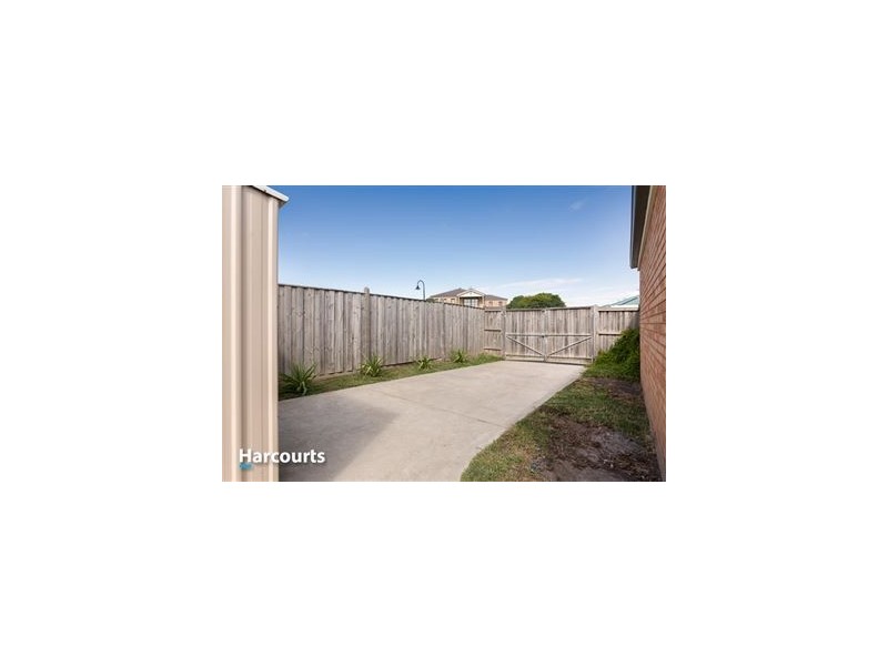 84 Ridgemont Drive, Berwick VIC 3806