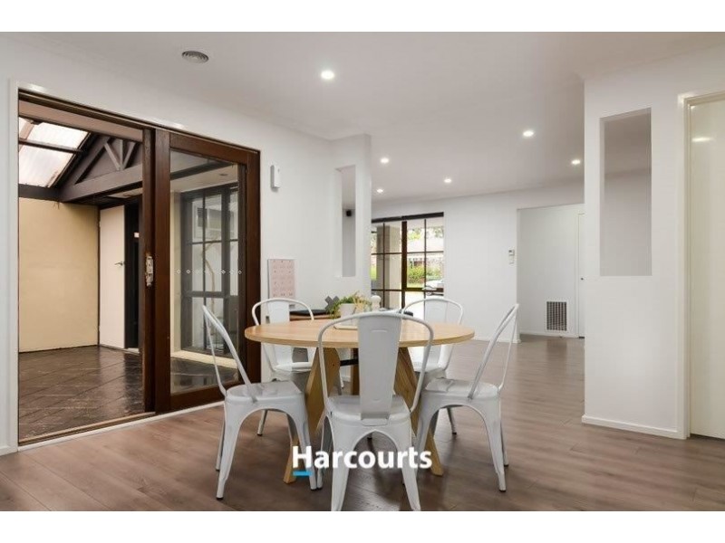 14 Magdalena Place, Berwick VIC 3806