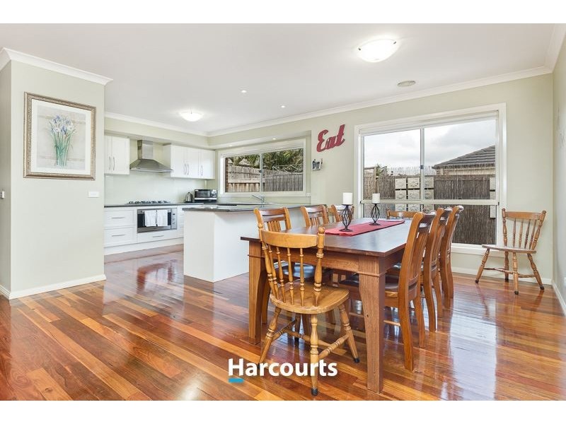 13 Misty Close, Berwick VIC 3806