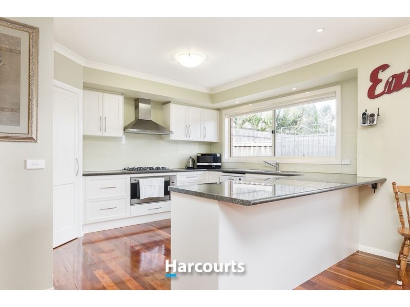 13 Misty Close, Berwick VIC 3806