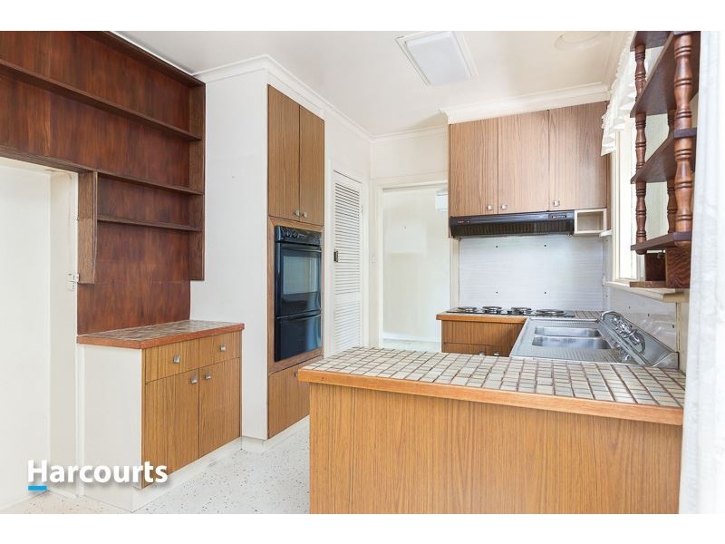 8 Anne Street, Berwick VIC 3806