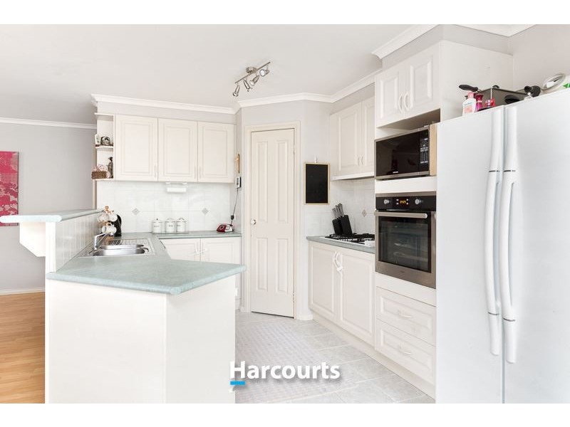 5 Woodrow Court, Narre Warren VIC 3805