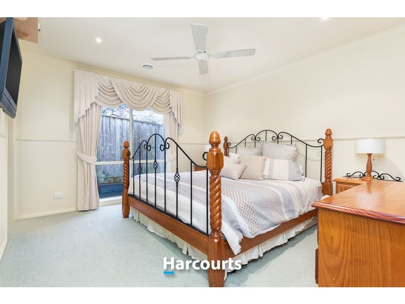 45 Janet Bowman Boulevard, Beaconsfield VIC 3807