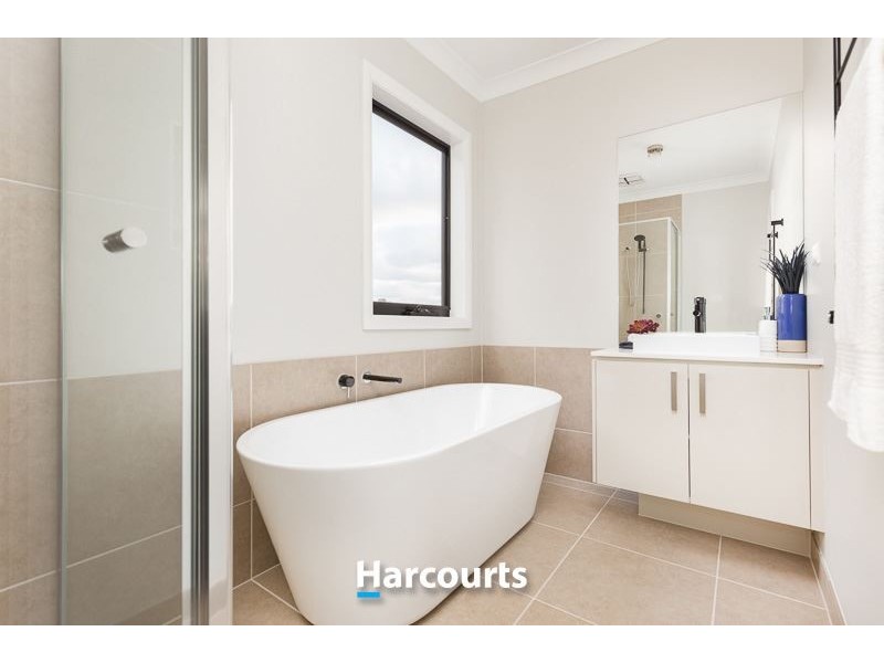 12 Double Delight Drive, Beaconsfield VIC 3807