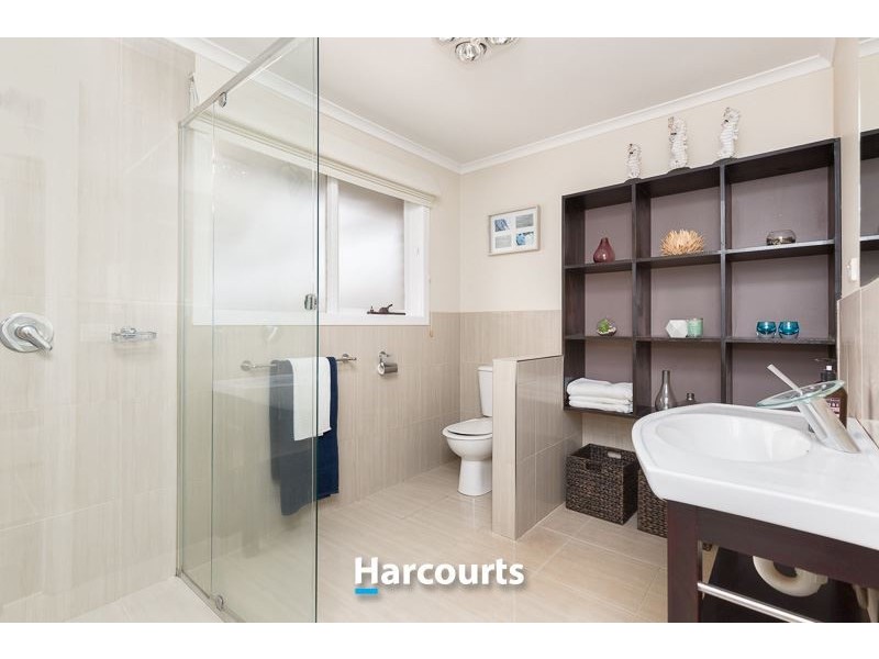 6 Florence Avenue, Berwick VIC 3806