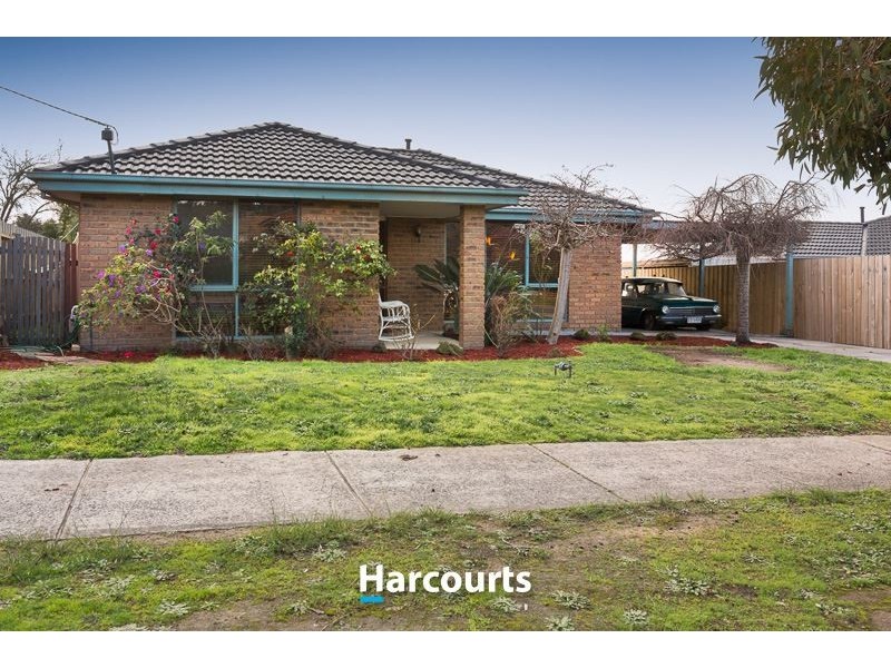 53 Springfield Crescent, Hampton Park VIC 3976