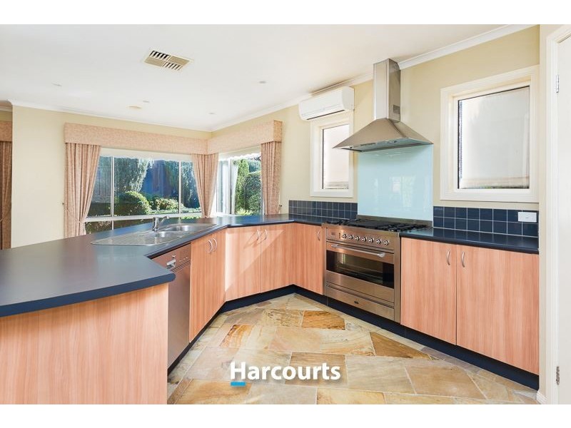 12 Snowgum Court, Narre Warren South VIC 3805