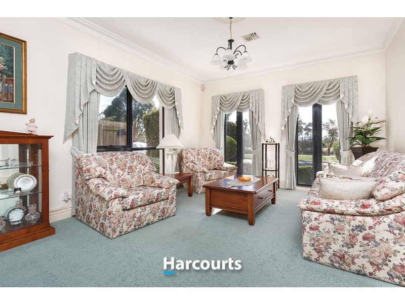 21 Louise Baille Avenue, Narre Warren South VIC 3805