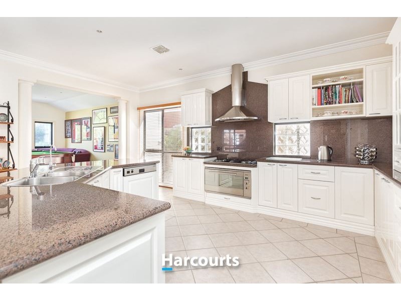 21 Louise Baille Avenue, Narre Warren South VIC 3805