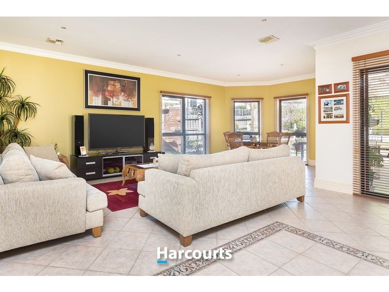 21 Louise Baille Avenue, Narre Warren South VIC 3805