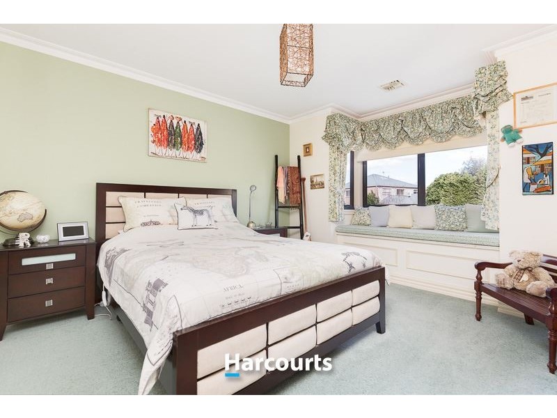 21 Louise Baille Avenue, Narre Warren South VIC 3805