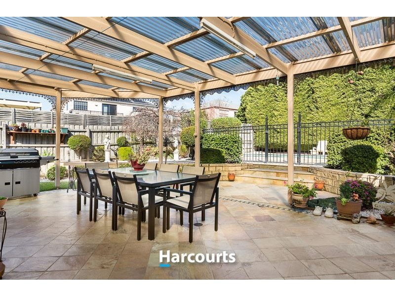 21 Louise Baille Avenue, Narre Warren South VIC 3805